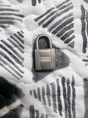Hermes Padlock Silver Metal Used Padlock missing key